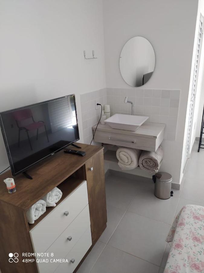 Pousada Casa Verde - Quartos Individuais - Smart Tv 32 - E Banheiro Privativo Apartment Itajaí Екстериор снимка