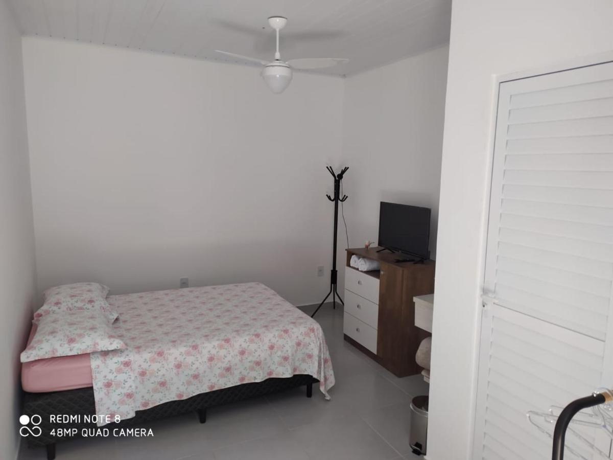 Pousada Casa Verde - Quartos Individuais - Smart Tv 32 - E Banheiro Privativo Apartment Itajaí Екстериор снимка