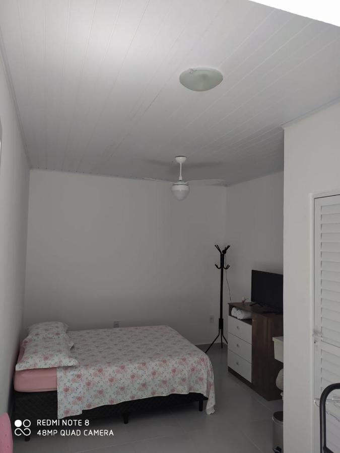 Pousada Casa Verde - Quartos Individuais - Smart Tv 32 - E Banheiro Privativo Apartment Itajaí Екстериор снимка