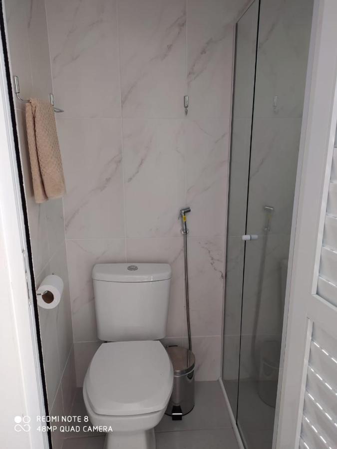 Pousada Casa Verde - Quartos Individuais - Smart Tv 32 - E Banheiro Privativo Apartment Itajaí Екстериор снимка